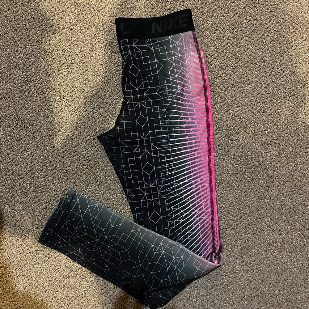 Nike pro leggings